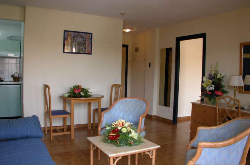 Hotel El Faro Marbella Room photo